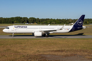 Lufthansa Airbus A321-271NX (D-AIEJ) at  Hamburg - Fuhlsbuettel (Helmut Schmidt), Germany