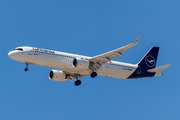 Lufthansa Airbus A321-271NX (D-AIEK) at  Luqa - Malta International, Malta