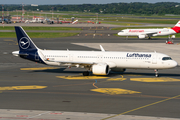 Lufthansa Airbus A321-271NX (D-AIEM) at  Hamburg - Fuhlsbuettel (Helmut Schmidt), Germany