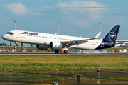 Lufthansa Airbus A321-271NX (D-AIEN) at  Berlin Brandenburg, Germany