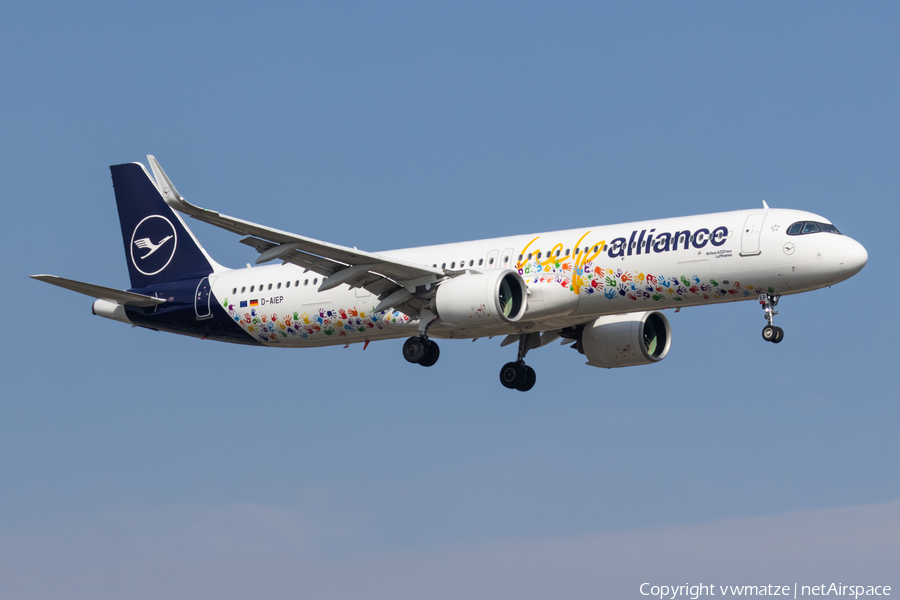 Lufthansa Airbus A321-271NX (D-AIEP) | Photo 671458