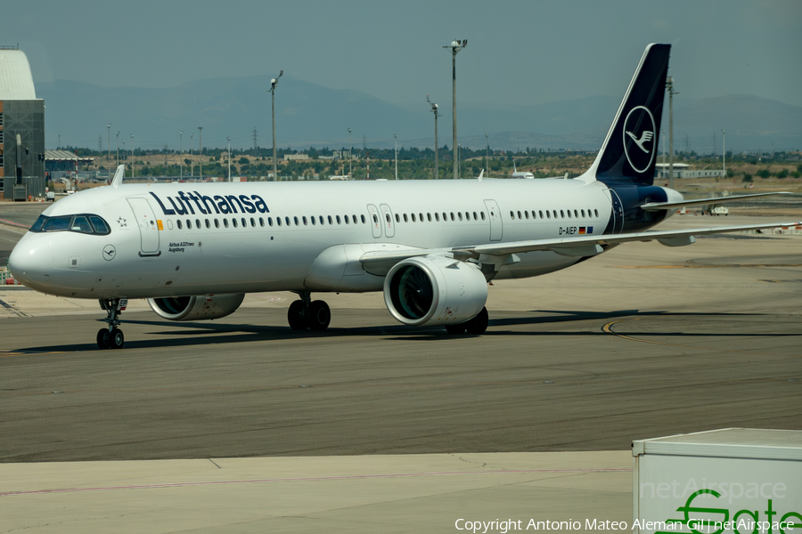Lufthansa Airbus A321-271NX (D-AIEP) | Photo 658321
