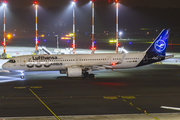 Lufthansa Airbus A321-271NX (D-AIEQ) at  Hamburg - Fuhlsbuettel (Helmut Schmidt), Germany