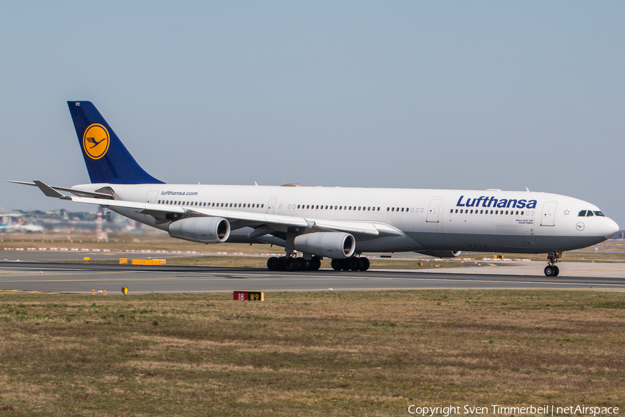 Lufthansa Airbus A340-313X (D-AIFC) | Photo 239334