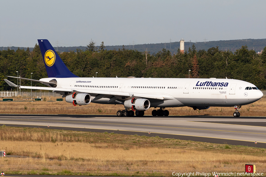 Lufthansa Airbus A340-313X (D-AIFC) | Photo 352624