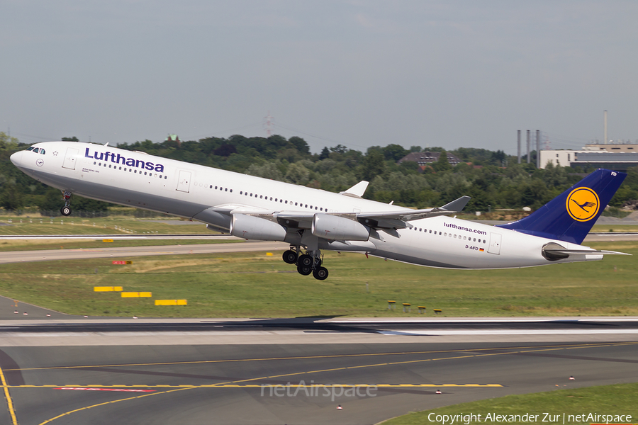 Lufthansa Airbus A340-313X (D-AIFD) | Photo 414470