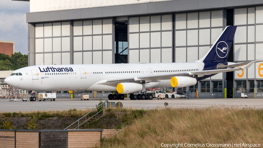 Lufthansa Airbus A340-313X (D-AIFD) | Photo 392879