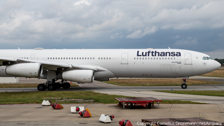 Lufthansa Airbus A340-313X (D-AIFD) | Photo 393047