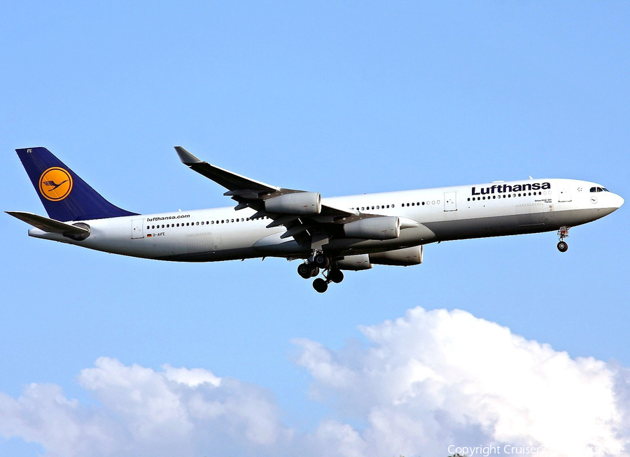 Lufthansa Airbus A340-313X (D-AIFE) | Photo 76471