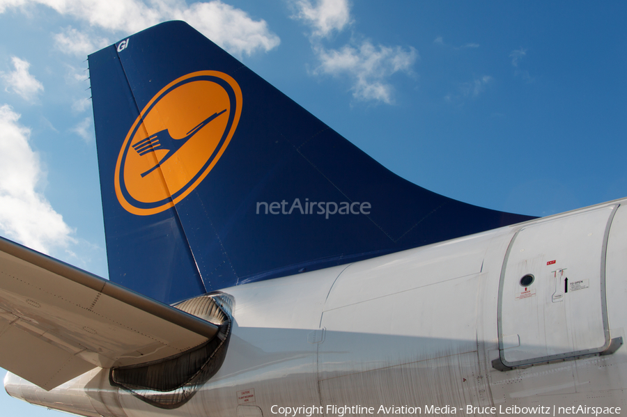 Lufthansa Airbus A340-311 (D-AIGI) | Photo 80377