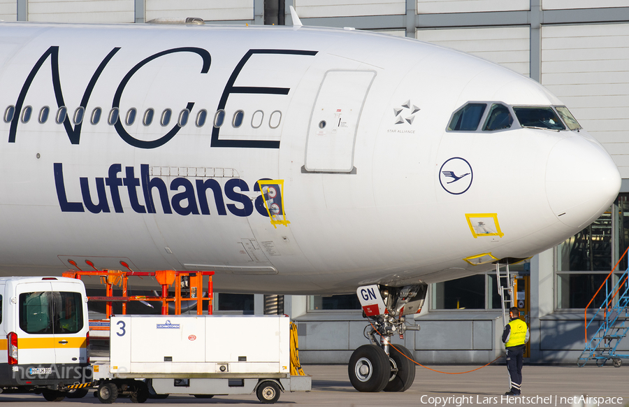 Lufthansa Airbus A340-313X (D-AIGN) | Photo 379286