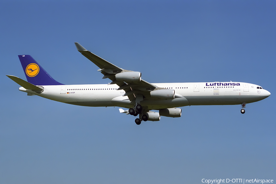 Lufthansa Airbus A340-313X (D-AIGR) | Photo 407836