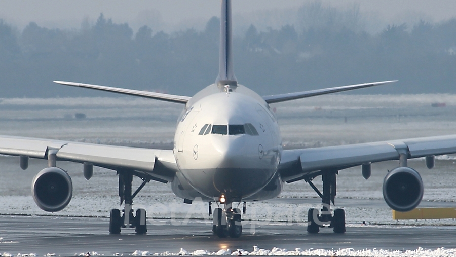 Lufthansa Airbus A340-313X (D-AIGS) | Photo 208204