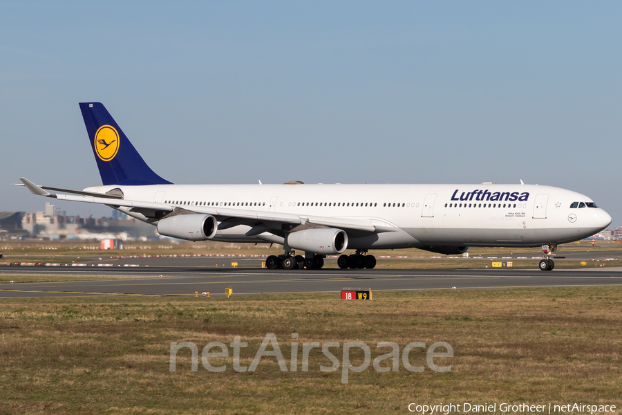 Lufthansa Airbus A340-313X (D-AIGS) | Photo 238272