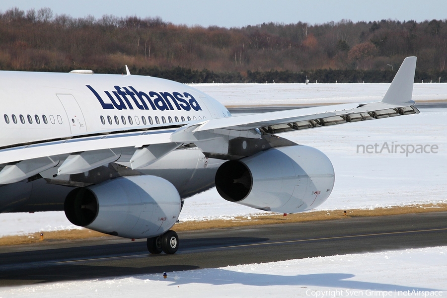 Lufthansa Airbus A340-313X (D-AIGS) | Photo 22740
