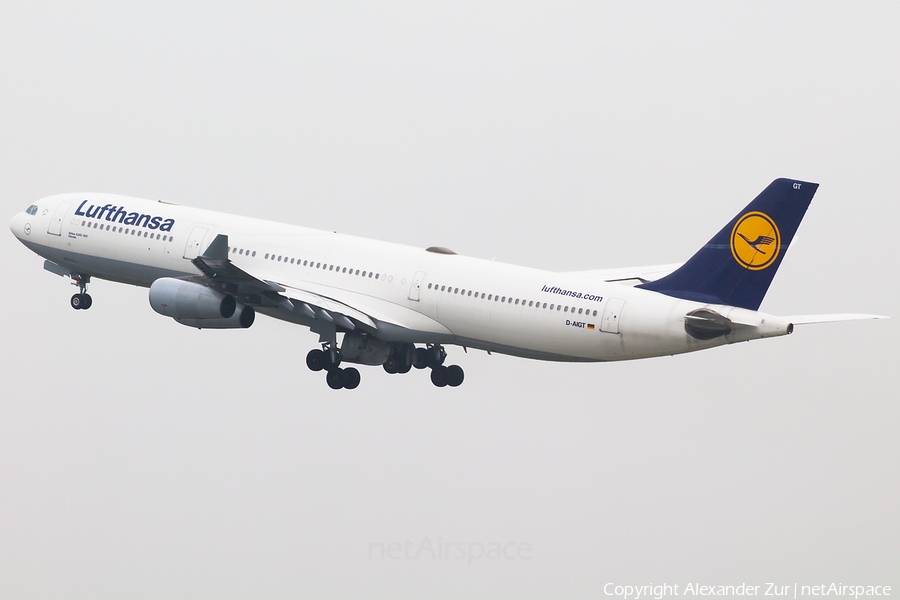 Lufthansa Airbus A340-313X (D-AIGT) | Photo 412327