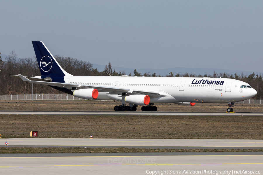 Lufthansa Airbus A340-313X (D-AIGT) | Photo 379452