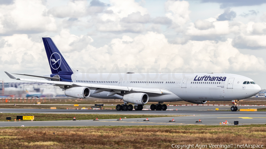 Lufthansa Airbus A340-313X (D-AIGT) | Photo 507496