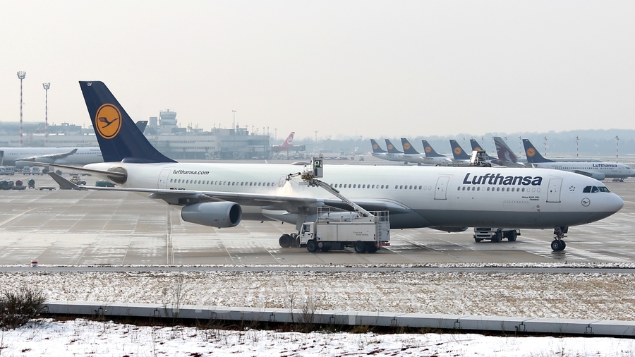 Lufthansa Airbus A340-313X (D-AIGV) | Photo 208209