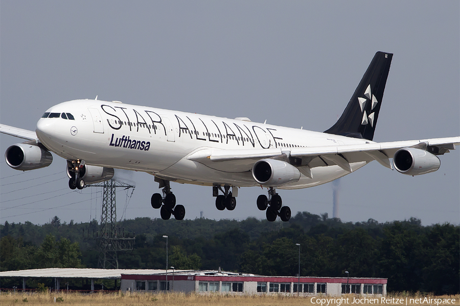 Lufthansa Airbus A340-313X (D-AIGX) | Photo 120151