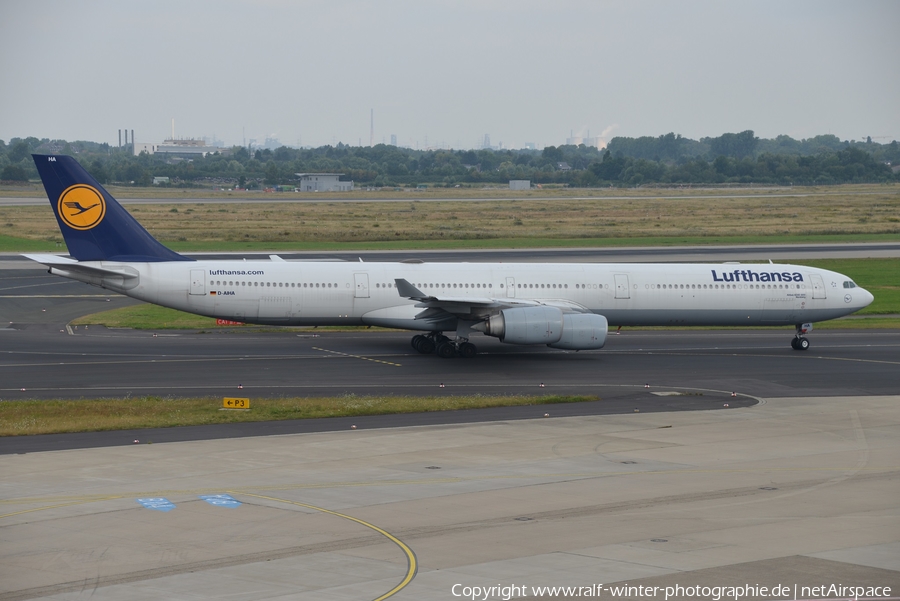 Lufthansa Airbus A340-642 (D-AIHA) | Photo 368532