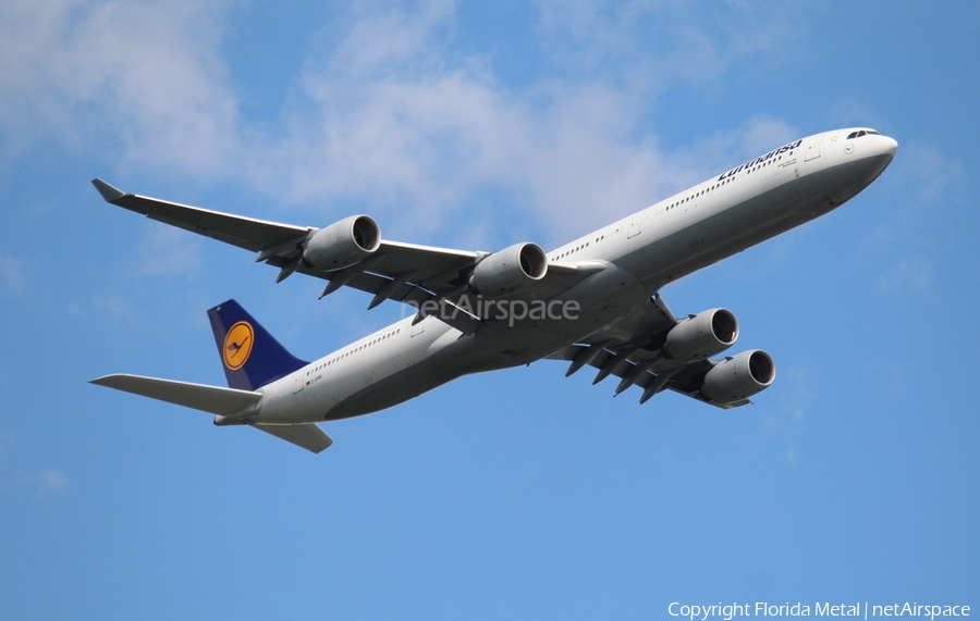 Lufthansa Airbus A340-642 (D-AIHB) | Photo 349286