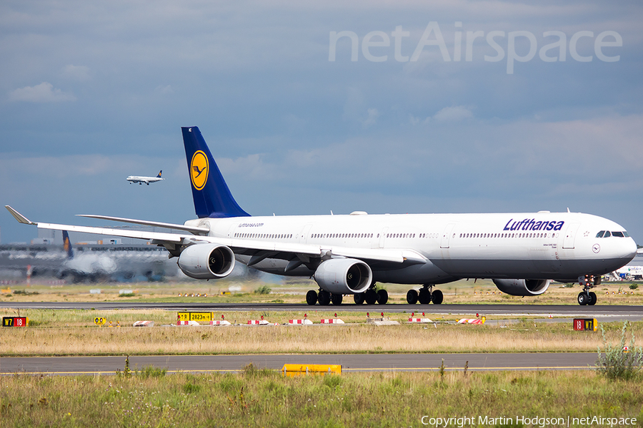 Lufthansa Airbus A340-642 (D-AIHC) | Photo 54919