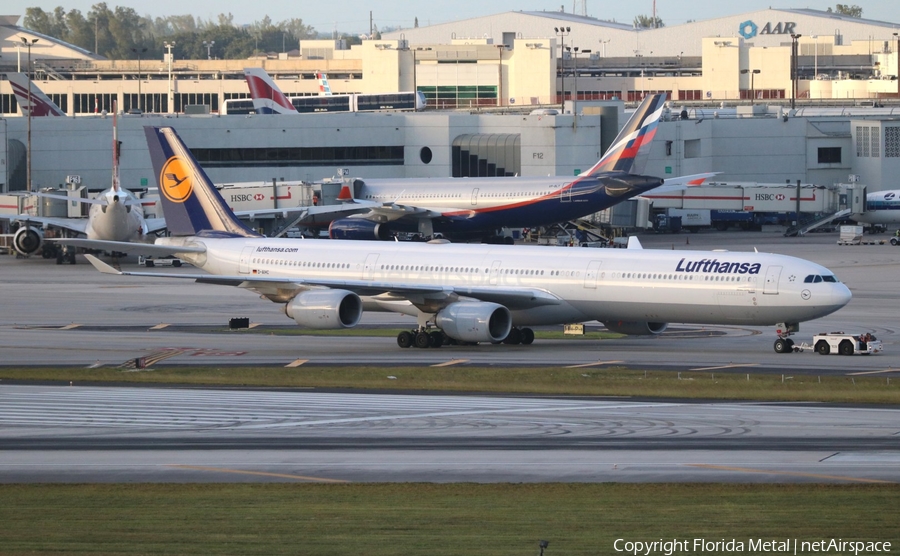 Lufthansa Airbus A340-642 (D-AIHC) | Photo 575500