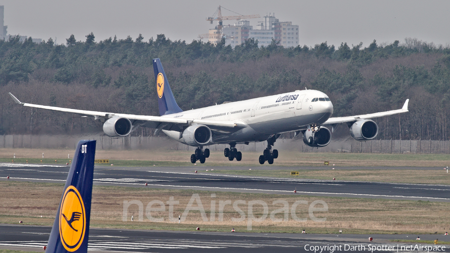 Lufthansa Airbus A340-642 (D-AIHD) | Photo 260960