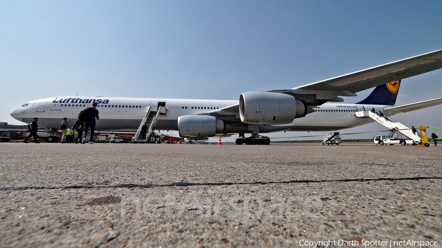 Lufthansa Airbus A340-642 (D-AIHD) | Photo 261980
