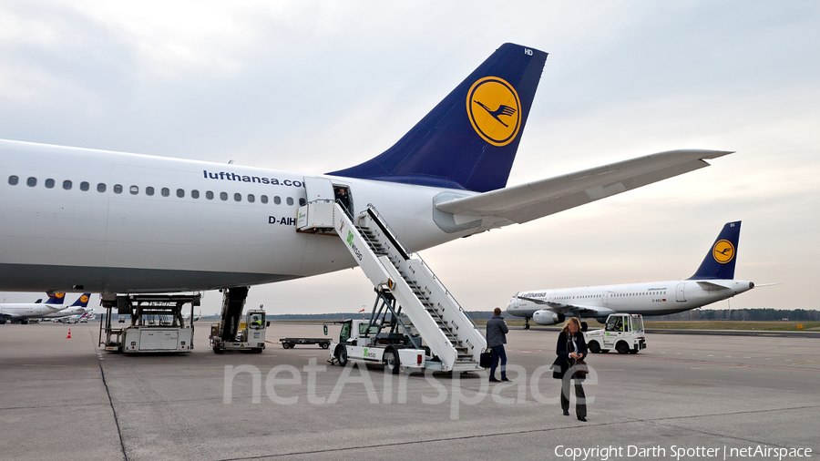 Lufthansa Airbus A340-642 (D-AIHD) | Photo 309894