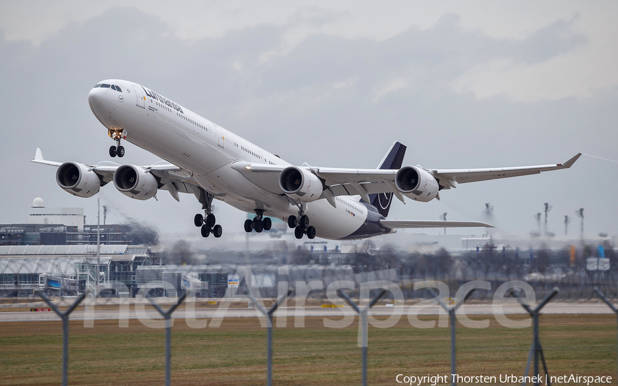 Lufthansa Airbus A340-642 (D-AIHE) | Photo 366041