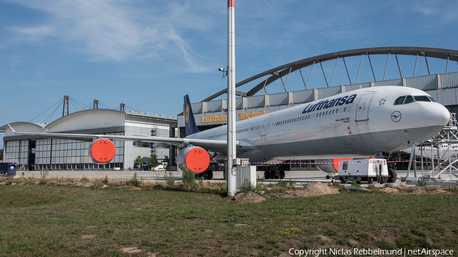 Lufthansa Airbus A340-642 (D-AIHF) | Photo 260830