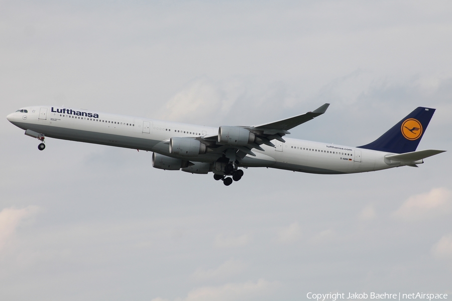 Lufthansa Airbus A340-642 (D-AIHH) | Photo 140272