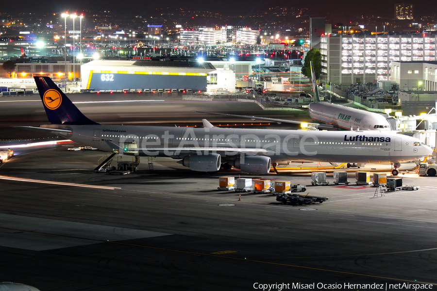 Lufthansa Airbus A340-642 (D-AIHH) | Photo 84768