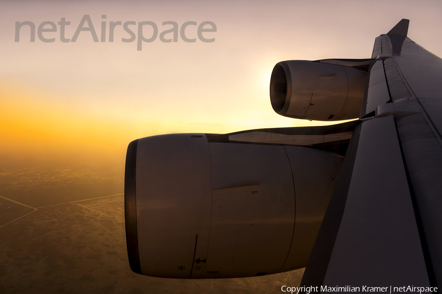 Lufthansa Airbus A340-642 (D-AIHI) | Photo 559329