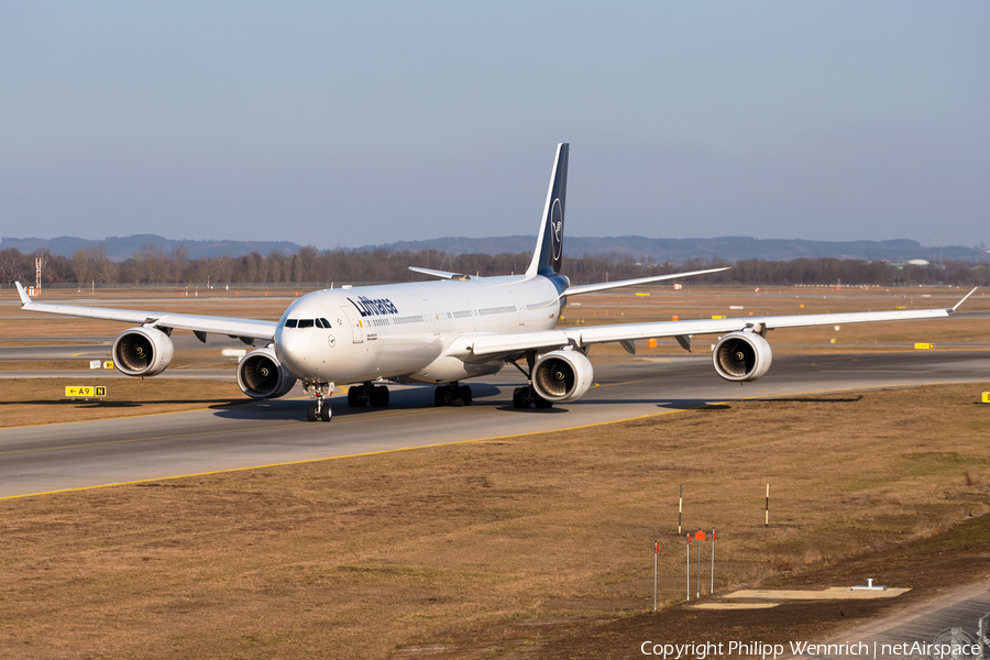 Lufthansa Airbus A340-642 (D-AIHI) | Photo 563942