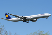 Lufthansa Airbus A340-642 (D-AIHL) at  New York - John F. Kennedy International, United States