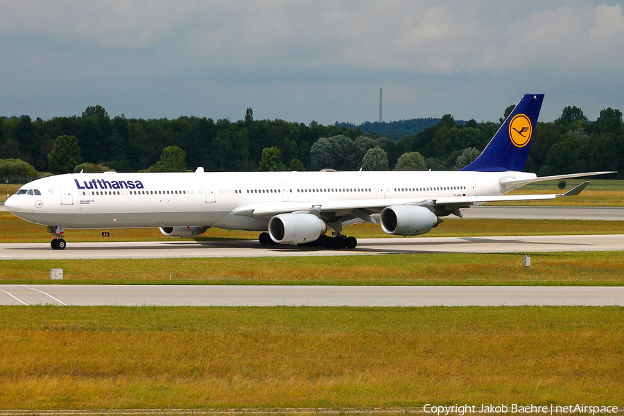 Lufthansa Airbus A340-642 (D-AIHL) | Photo 173876