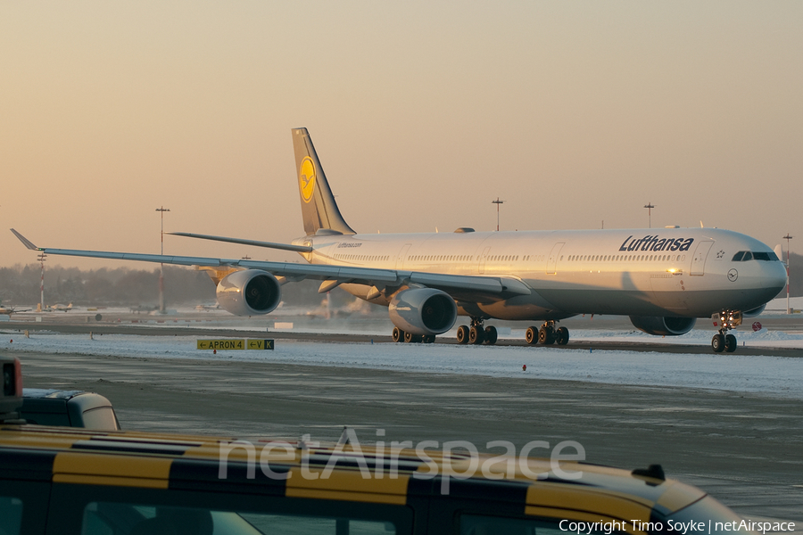 Lufthansa Airbus A340-642 (D-AIHM) | Photo 61617