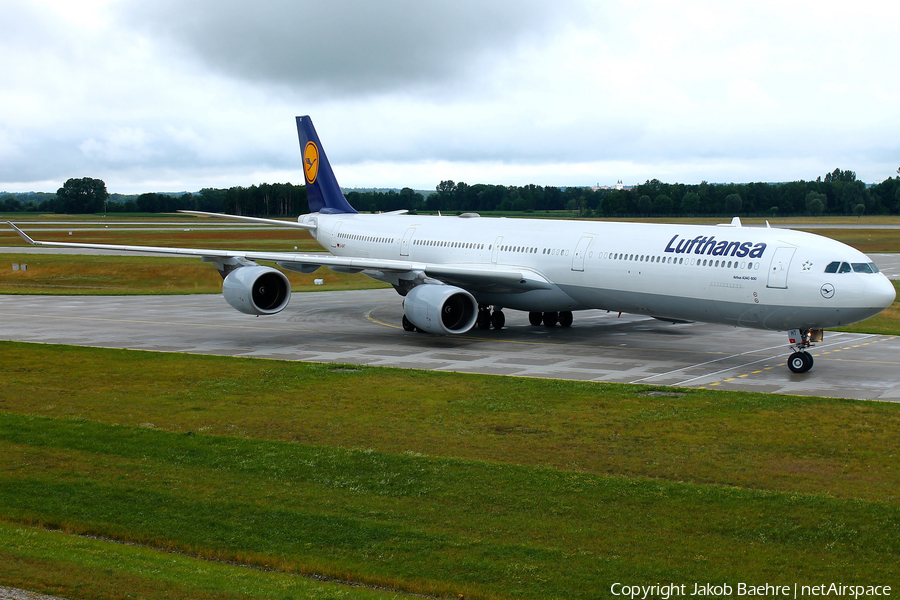 Lufthansa Airbus A340-642X (D-AIHT) | Photo 173786