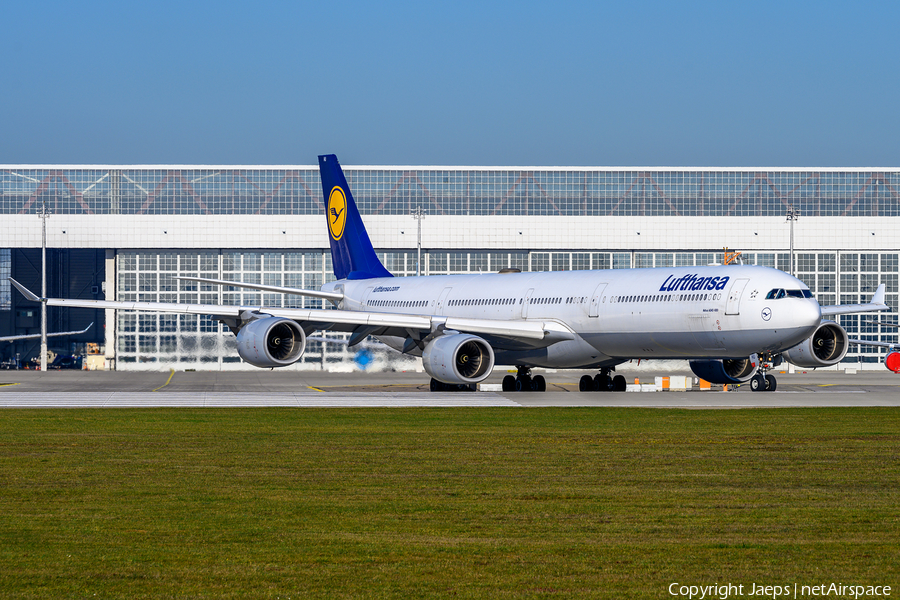 Lufthansa Airbus A340-642X (D-AIHU) | Photo 537073