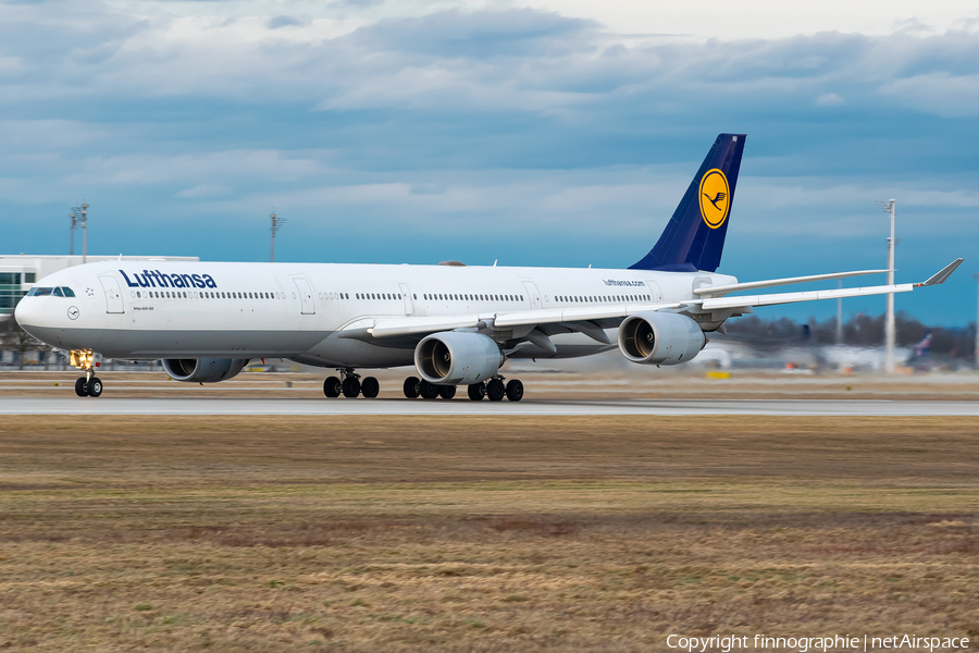 Lufthansa Airbus A340-642X (D-AIHU) | Photo 554187
