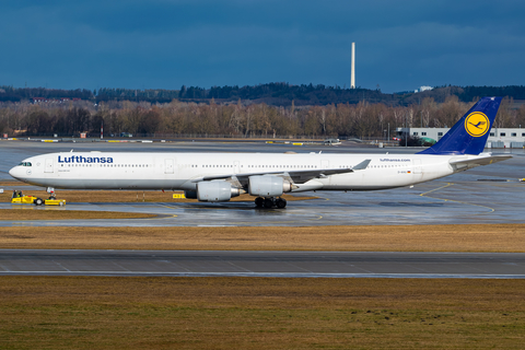 Lufthansa Airbus A340-642X (D-AIHU) at  Munich, Germany