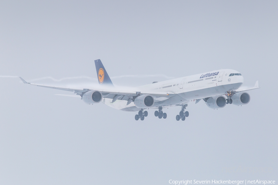 Lufthansa Airbus A340-642X (D-AIHV) | Photo 226219