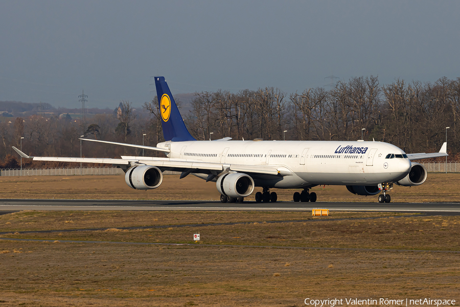 Lufthansa Airbus A340-642X (D-AIHY) | Photo 614319