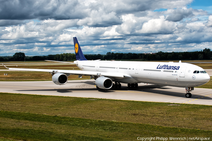 Lufthansa Airbus A340-642X (D-AIHY) | Photo 194975