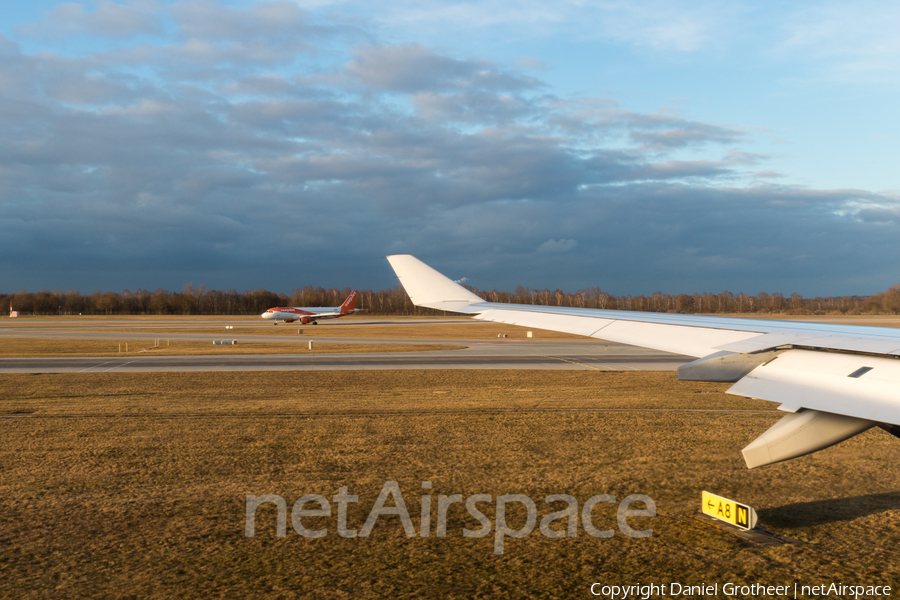Lufthansa Airbus A340-642X (D-AIHY) | Photo 238732