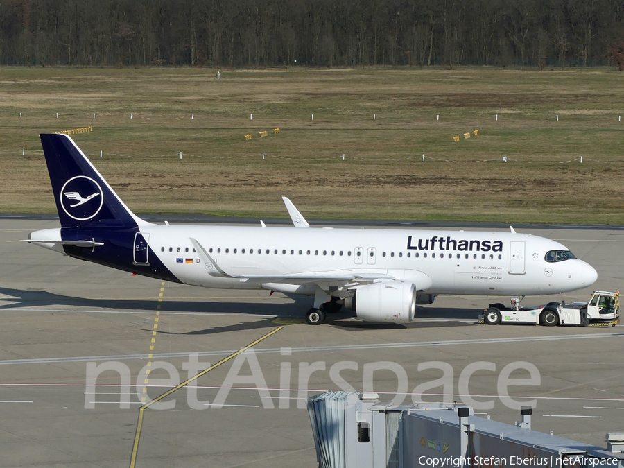 Lufthansa (CityLine) Airbus A320-271N (D-AIJJ) | Photo 613795