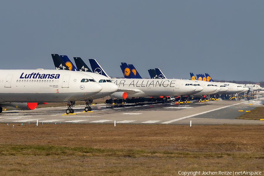 Lufthansa Airbus A330-343X (D-AIKB) | Photo 380557
